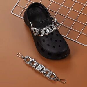 Woman’s Bling Silver Rhinestone Lightweight Plastic Croc Shoes Chain Set